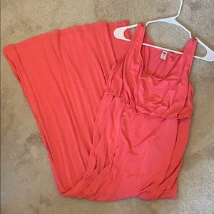 Old Navy maternity nursing maxi dress